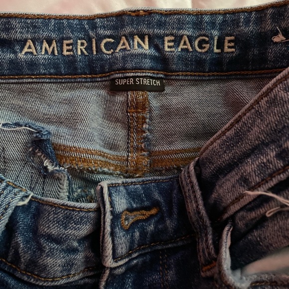 American eagle skinny ripped jeans, no tag, only worn once or twice! Size 0! - Picture 3 of 4